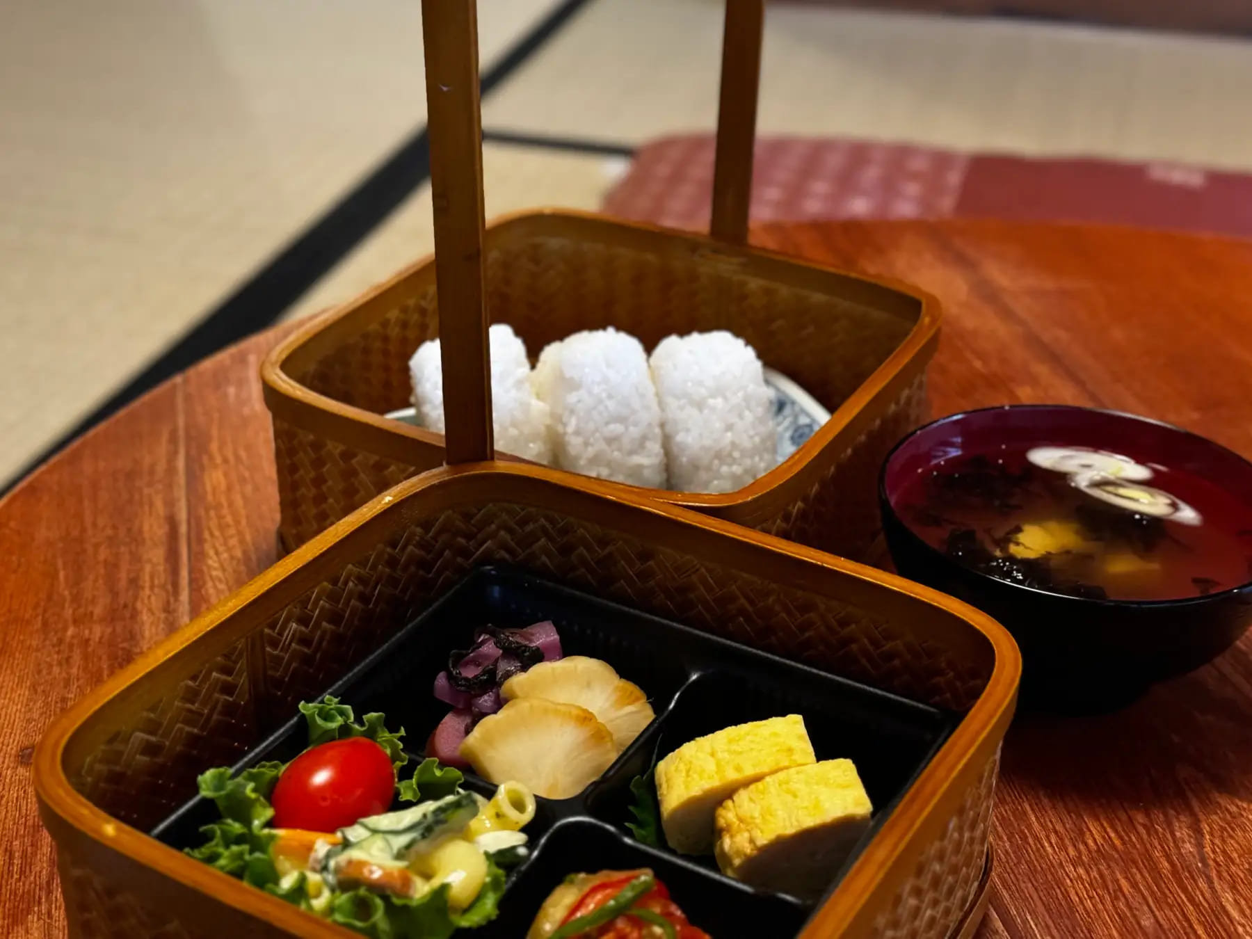 朝食
